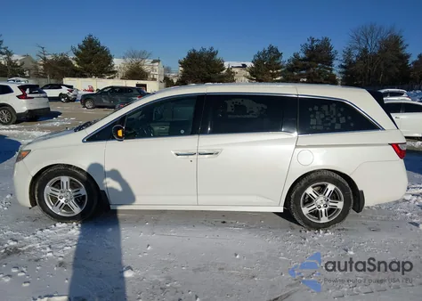 2013 Honda Odyssey Touring/Touring Elite из США, поврежденный, VIN 5FNRL5H99DB081022